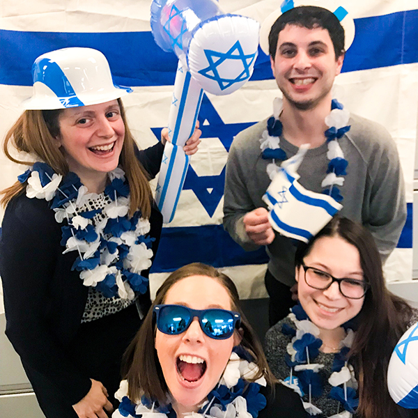 Top 5 Reasons to Attend Blue & White Party