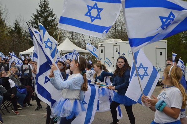 2,000 Celebrate Israel’s 74th Birthday In Person
