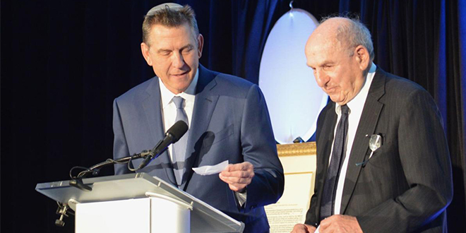 Kohrman Receives Federation's Eisenman Award